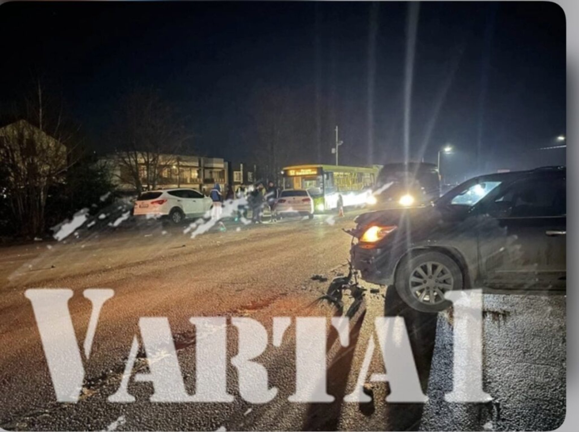 Поблизу Львова сталася потрійна ДТП за участі автобуса