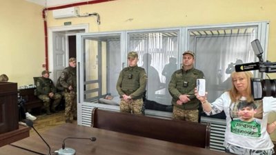 У Львові обвинувачений у вбивстві Фаріон приліг у залі суду
