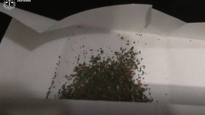 У Львові поліція відмовилась від 5000 доларів хабара