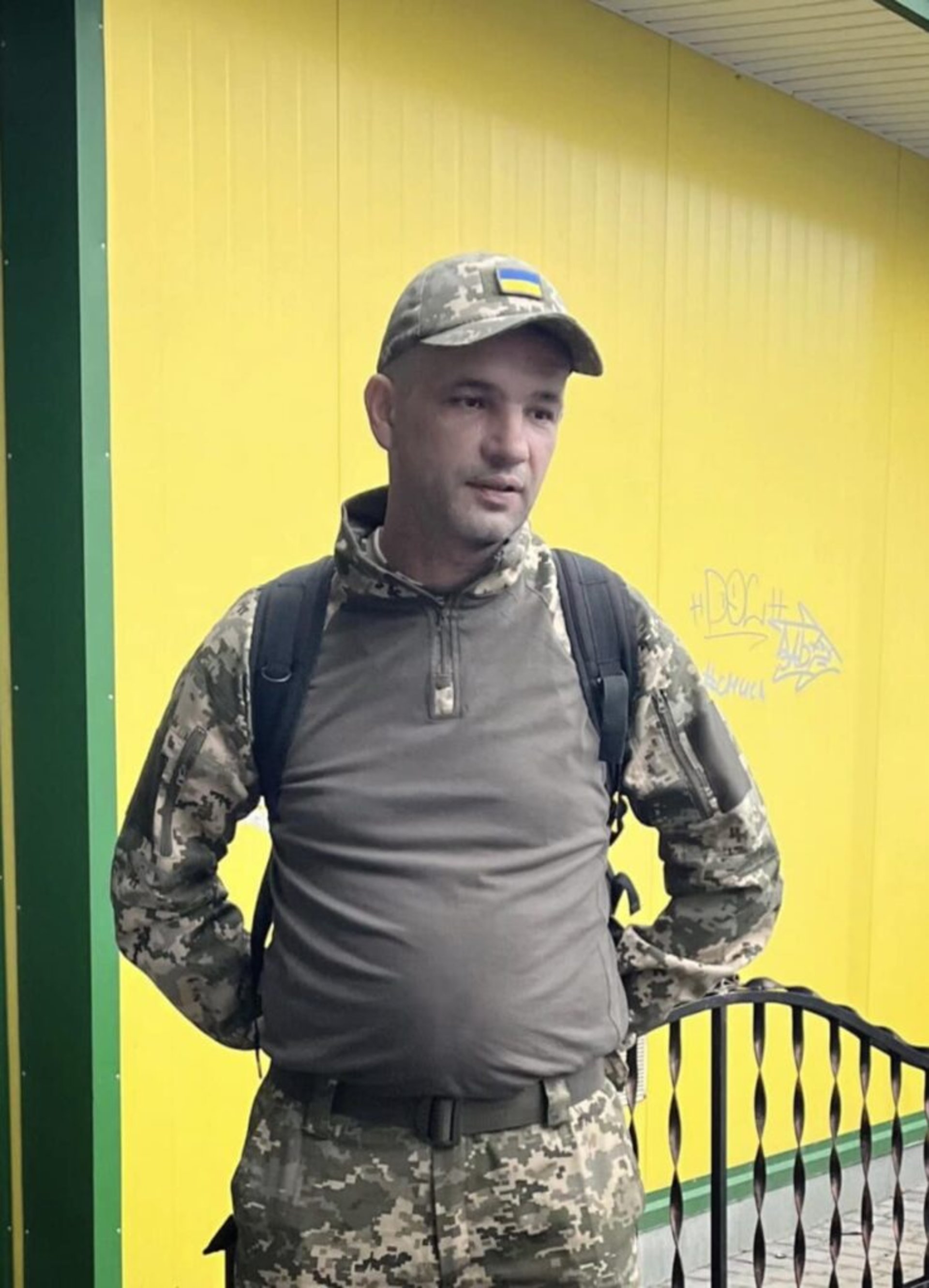 Новояворівськ прощається із Героєм України Тарасом Бучком