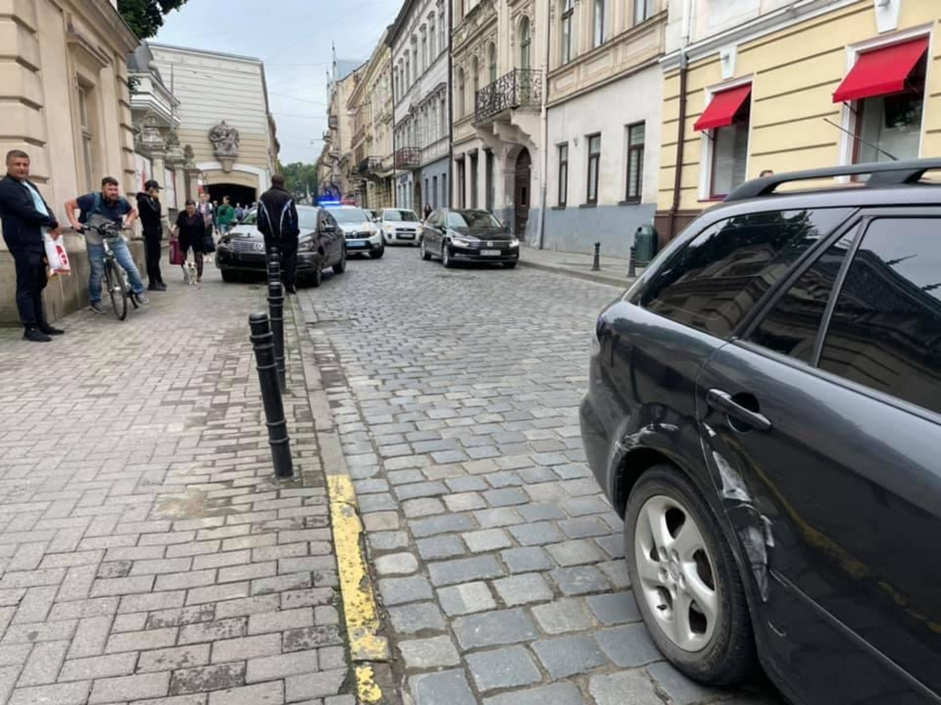 У центрі Львова не розминулись автомобілі, фото Варта-1