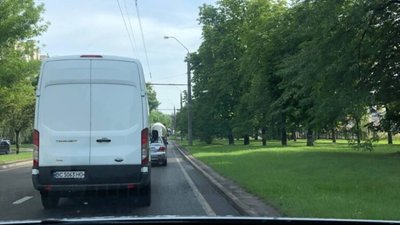 Львівʼяни знову простоюють у тягучках на виїзд на Шевченка
