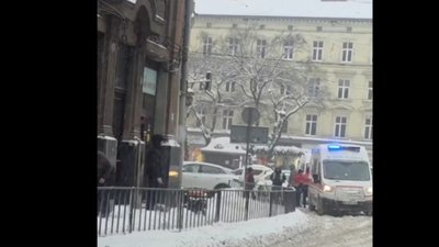 У Львові помер водій таксі