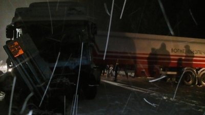 ДТП на Городоччині: автоцистерна і два мікроавтобуси перетворилися на «брухт» - двоє загиблих, п‘ятеро  травмованих