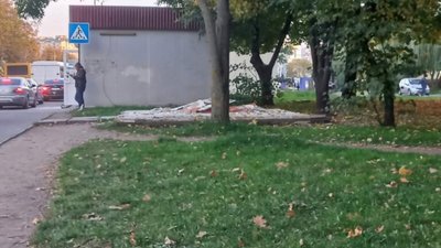 У Сихівському районі демонтували ще одну тимчасову споруду