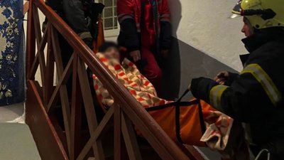 На Львівщині медики потребували допомоги у транспортуванні пацієнтки