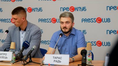 На одній із дільниць у Львові виборець проголосував за допомогою додатку “Дія”