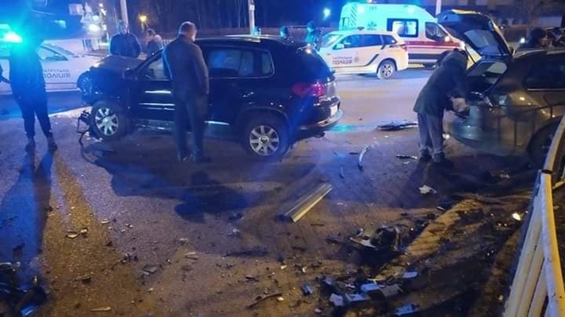 У Львові в аварії травмувалось четверо осіб. Фото Варта-1