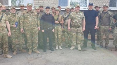 Поліцейські з Львівщини, які несуть службу у зоні бойових дій, отримали спеціальні звання та нагороди