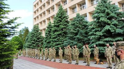 Українські миротворці пройшли обсервацію у Трускавці перед виїздом до Косово (ФОТО)