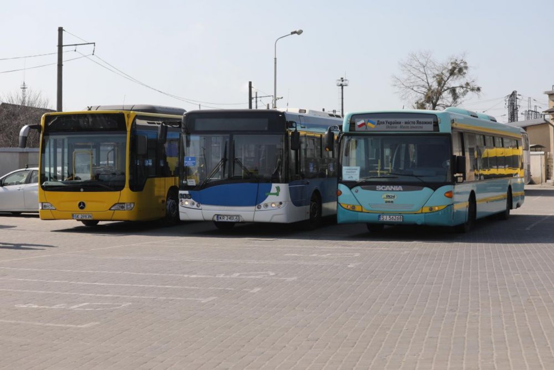 Львів отримав від польських міст 20 великих низькопідлогових автобусів