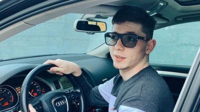 У Львові поліція зупинила франківського блогера Варварука через іменні номера (ВІДЕО)
