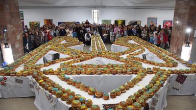 У Львові встановили рекорд України з декорування понад 1000 бойківських Великодніх пасок