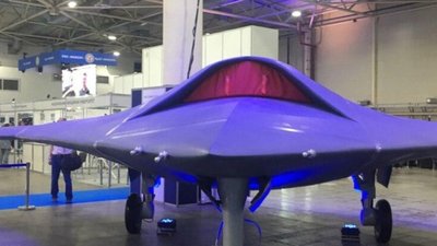 У Києві презентували надсучасний бойовий дрон (ВІДЕО)
