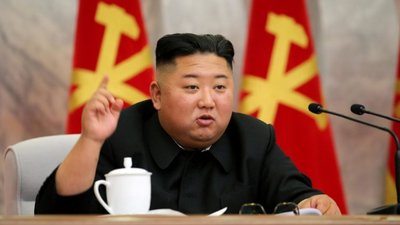Північнокорейський лідер Кім Чен Ин з'явився на публіці після тривалої відсутності