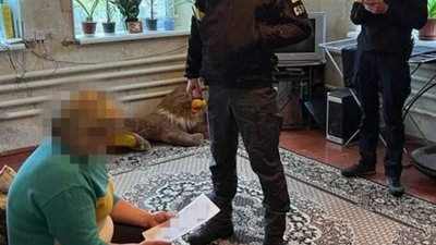 СБУ затримала колишню працівницю «Укрпошти», яка перейшла на бік ворога і очолила окупаційну «роспочту» на Харківщині