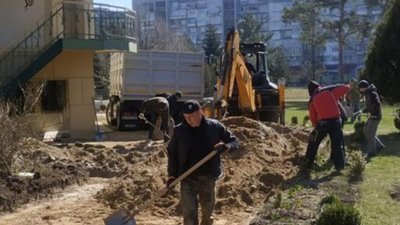 На подвір'ї храму святих апостолів Петра і Павла у Новояворівську розпочались ремонтні роботи (ФОТО)