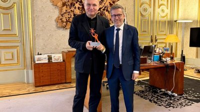 Садовий втік у Португалію