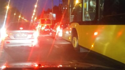 У Львові на перехресті Стрийська - Наукова виникли тягучки (ФОТО)