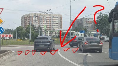 У Львові на кільці вибірково нанесли розмітку (ФОТО) 