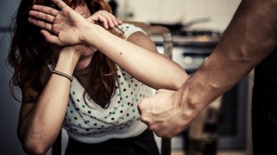 Б’є - не значить любить: у Львові з початку року зафіксували 90 випадків домашнього насильства