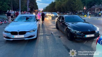 У Львові сталась резонансна аварія (ФОТО, ВІДЕО)