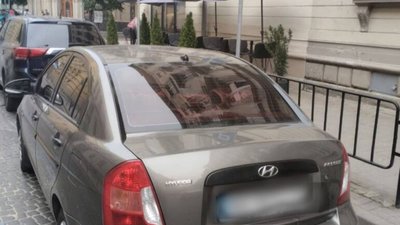 У Львові нероби заробляють гроші з повітря (ФОТО)