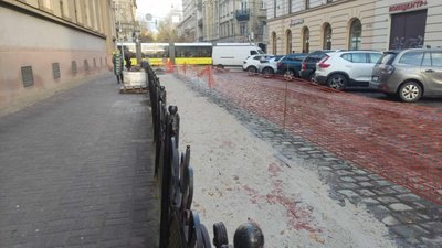 У центрі Львова побудували велодоріжку