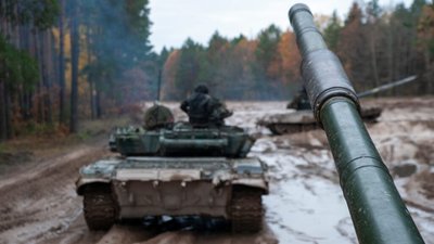 До Білорусі прилетів VIP-борт та російські генерали, - ЗМІ (ФОТО)