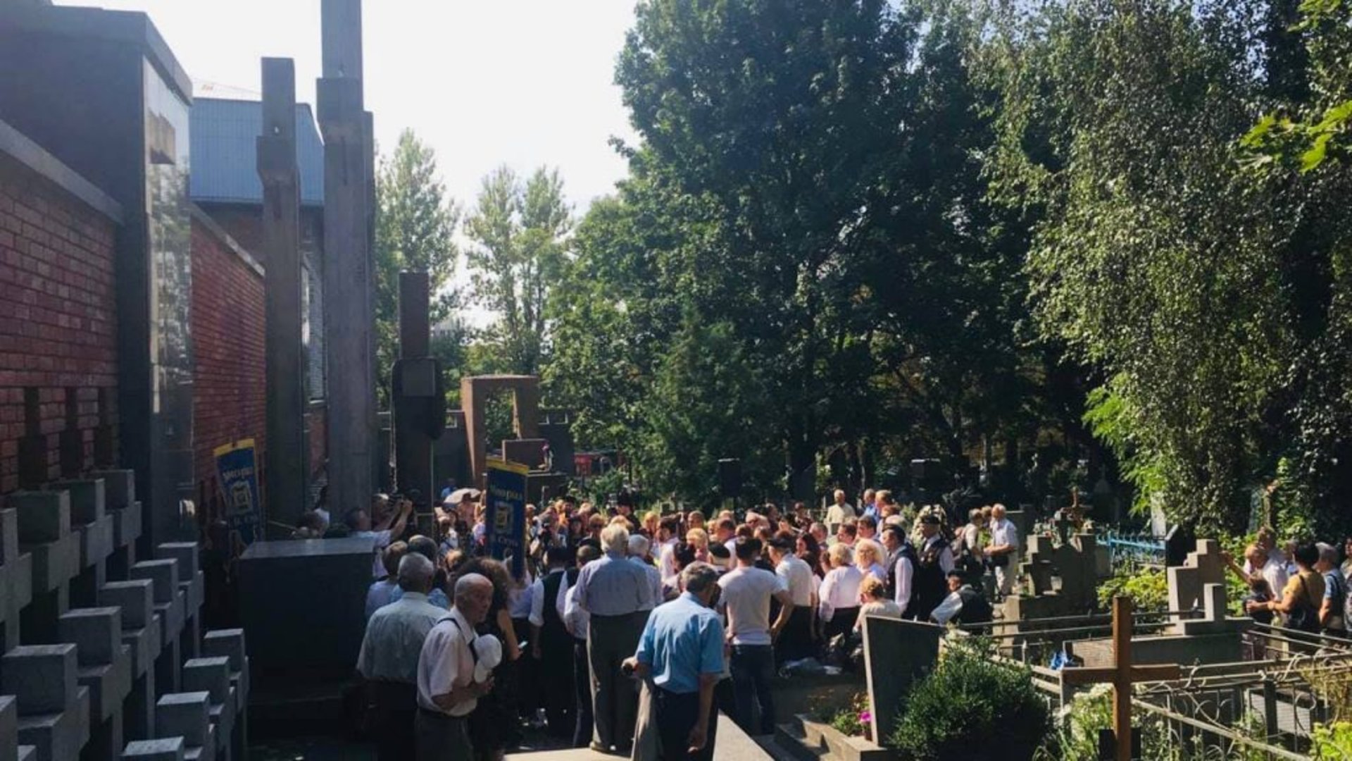 На Меморіалі жертв репресій комуністичного режиму відкрили та освятили «Дзвін Пам’яті». Фото Олег Синютка