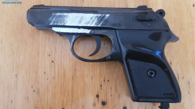 Мешканець Червонограда торгував зброєю та боєприпасами (ФОТО)