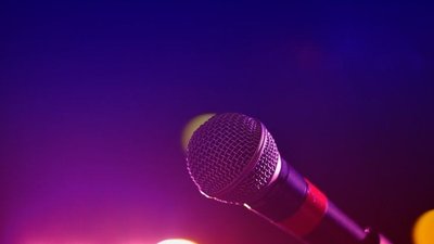 У Львові чиновники сходять у нічний клуб