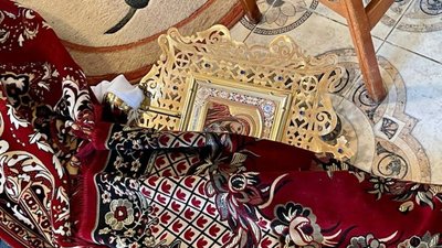 У храмі УПЦ МП чоловік порізав священнику горло (ФОТО)