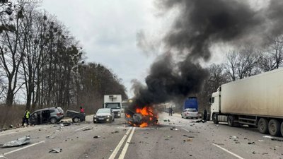 Біля Львова затримали 24-річного водія Peugeot
