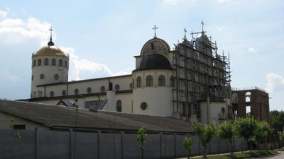 Нічого святого: «мисливці за металом» обікрали церкву у Львові