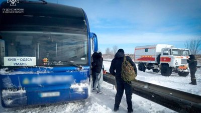 Через негоду в Україні загинули 10 людей, 23 людини постраждали, - ДСНС