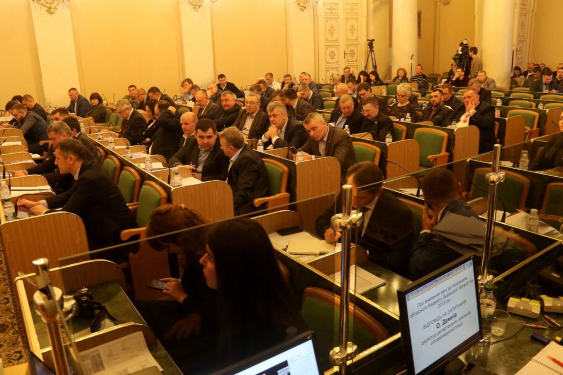 Позачергове пленарне засідання сесії Львівської обласної ради. Фото Назарій Юськів, 4studio