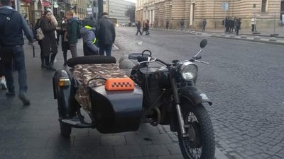 У Львові з‘явилося мото-таксі (ФОТОФАКТ)