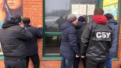 У Львові поліцейський вимагав від хулігана 4 тисячі доларів (ФОТО)
