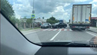На київській трасі не розминулись автомобілі (ФОТО)