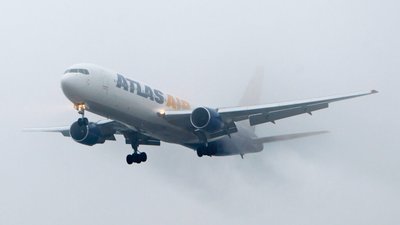 До Львова завітав далекомагістральний літак Boeing-767-300 (ФОТО)
