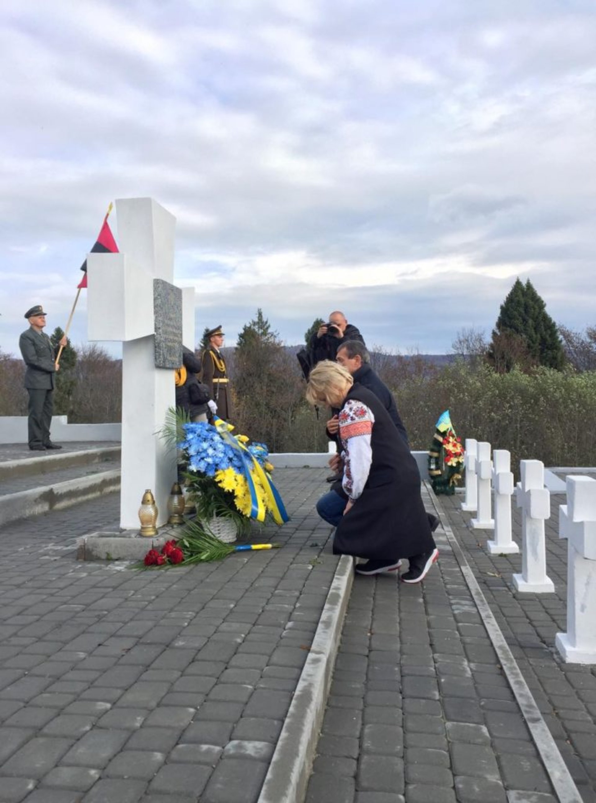 На Верецькому перевалі вшанували пам’ять січовиків Карпатської України. Фото прес-служба ЛОДА.