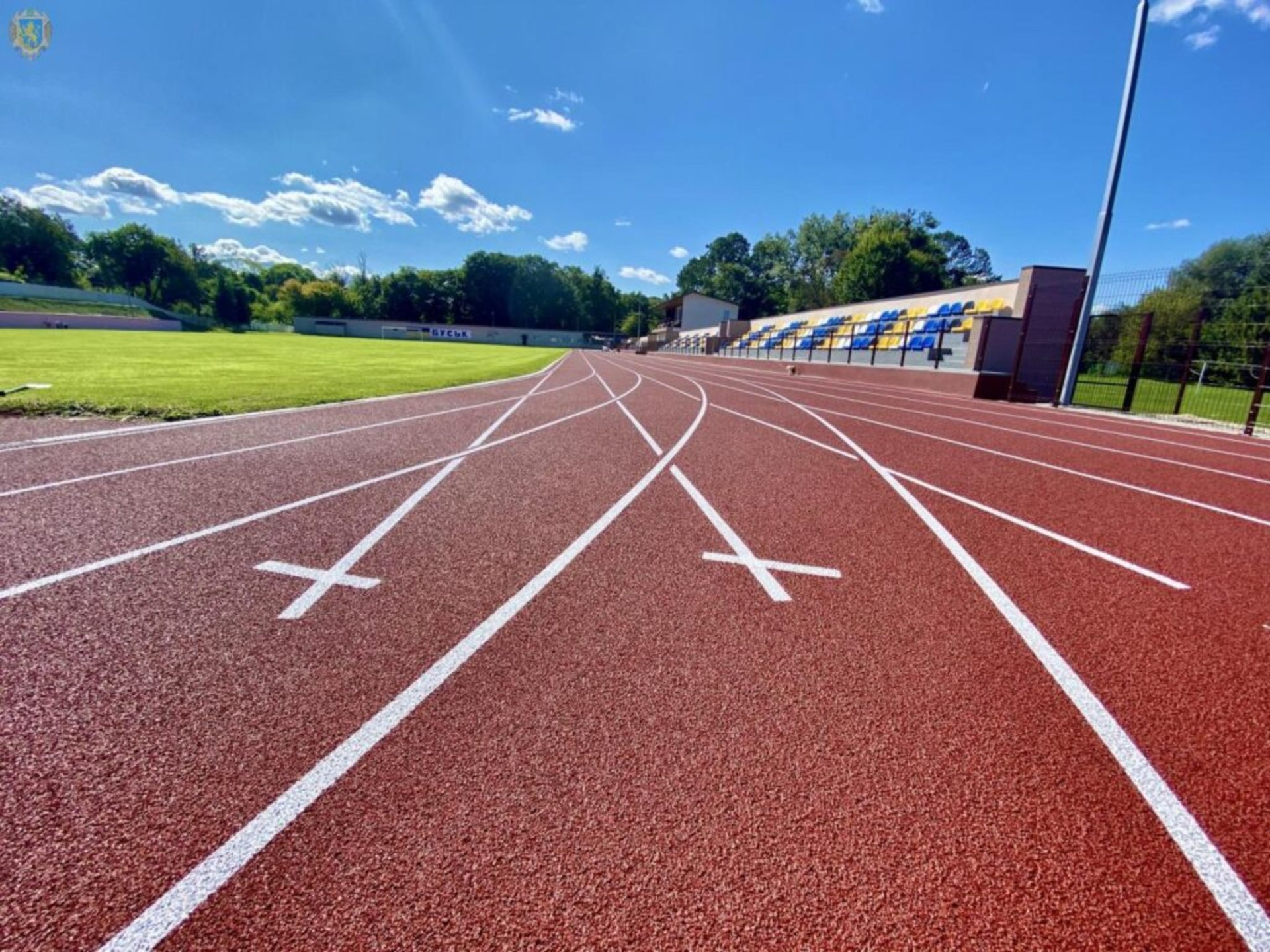 У Буську завершилась реконструкція стадіону дитячо-юнацької спортивної школи