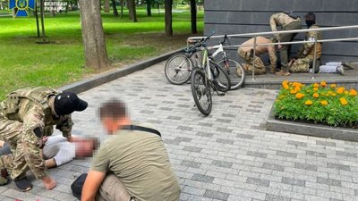 СБУ затримала групу коригувальників, які наводили удари рф по Харкову