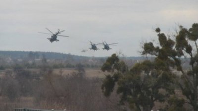 Під Києвом 20 вертольотів висадили десант