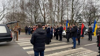 Львівщина зустріла тіло Героя України Романа Корецького (ФОТО)