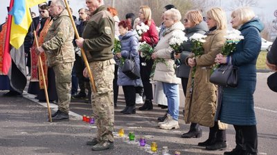 Дрогобиччина прощається з полеглим Героєм Олегом Гільжинським