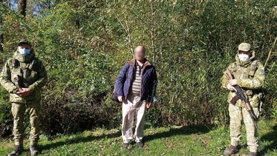 На Львівщині затримали громадян Албанії та Узбекистану (ФОТО)