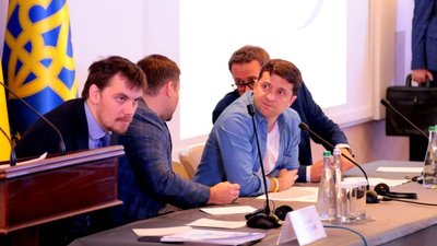 Рівень довіри до Зеленського знизився, – соцопитування