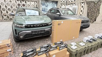 Львів передав допомогу для захисників на 3 млн грн